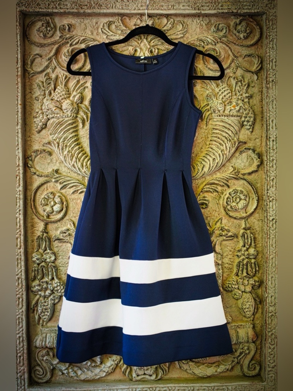 Apt 9 Navy Blue White Striped Fit & Flare Dress with Pockets Size XS - Picture 5 of 5